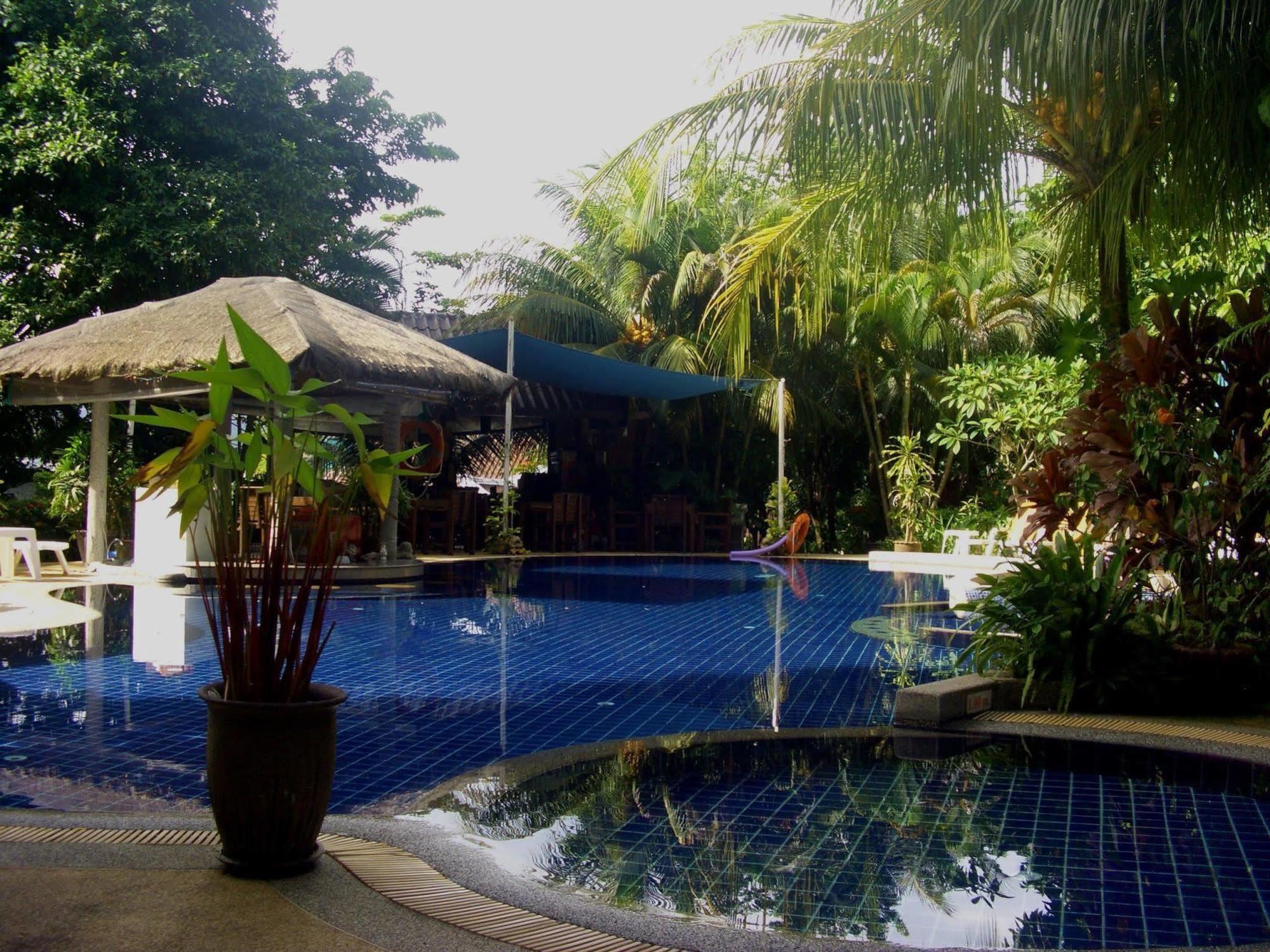 The Hill Resort Patong Exterior foto